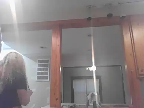 Lalalynn online show from May 2026 01:11:01 AM