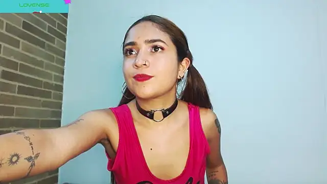 helenacyruss online show from December 2024 10:10:02 PM