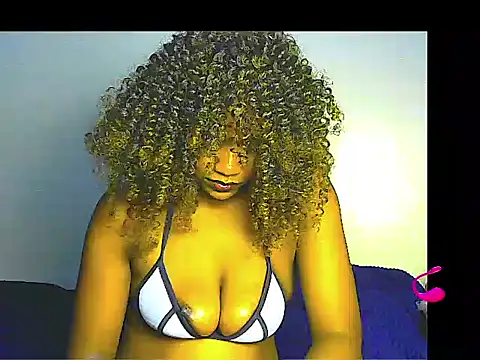 Snapshot of lilylovexx chatting on February 2026 08:38:02 PM lilylovexx online show from February 2026 08:38:02 PM