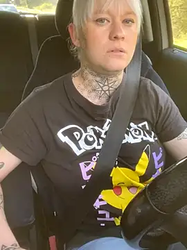 poussichienne online show from October 2025 10:24:01 AM