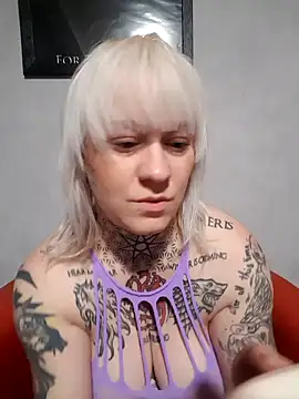 poussichienne online show from November 2025 04:07:01 PM