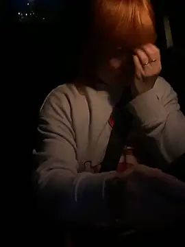 poussichienne online show from March 2026 05:11:01 AM