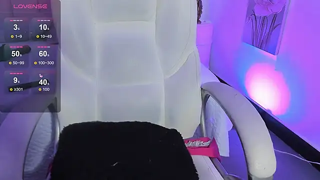 Snapshot of Haanna__ chatting on February 2025 02:12:02 AM Haanna online show from February 2025 02:12:02 AM