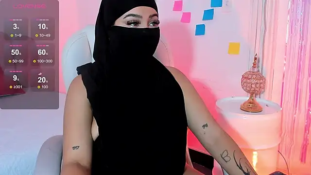 Snapshot of Haanna__ chatting on February 2025 06:11:01 PM Haanna online show from February 2025 06:11:01 PM