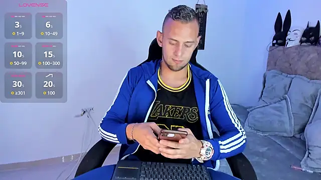 Damon Bakert online show from October 2025 03:31:01 PM