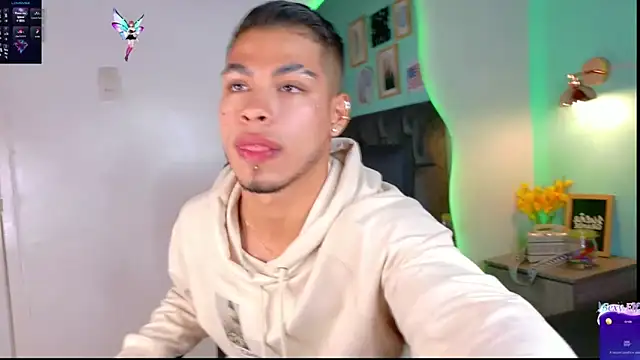 Snapshot of Ken-boy_ chatting on January 2025 11:34:02 AM Ken-boy online show from January 2025 11:34:02 AM