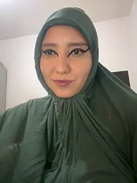 Snapshot of hannahayat chatting on November 2025 08:29:01 PM hannahayat online show from November 2025 08:29:01 PM