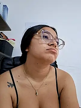 -VICKKY online show from February 2026 02:04:02 PM