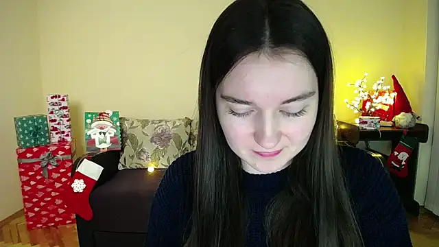 Snapshot of Pretty_shy chatting on December 2024 03:38:02 PM Pretty shy online show from December 2024 03:38:02 PM