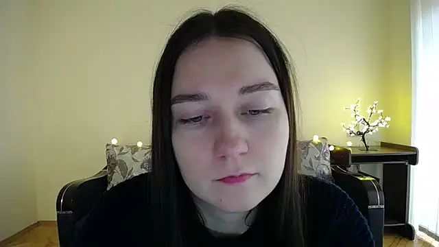 Snapshot of Pretty_shy chatting on January 2025 12:09:02 PM Pretty shy online show from January 2025 12:09:02 PM