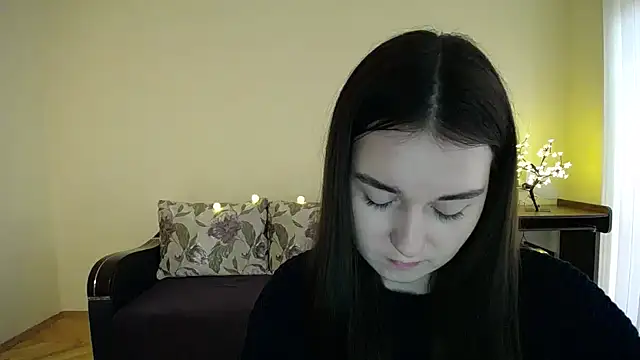 Snapshot of Pretty_shy chatting on February 2025 12:00:01 PM Pretty shy online show from February 2025 12:00:01 PM