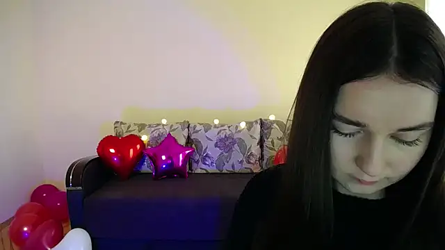 Snapshot of Pretty_shy chatting on February 2025 09:09:02 AM Pretty shy online show from February 2025 09:09:02 AM