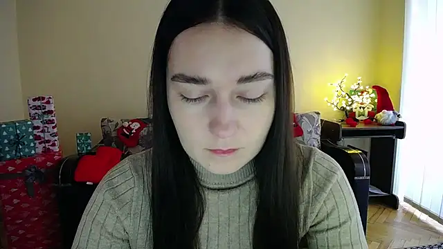 Pretty shy online show from December 2025 08:41:02 AM