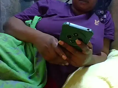 zoey10 online show from October 2025 07:55:02 PM