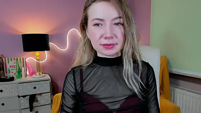 Mia Tasty online show from November 2025 07:42:02 AM