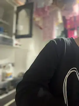 Snapshot of Emiily_lee chatting on October 2025 10:08:02 PM Emiily lee online show from October 2025 10:08:02 PM