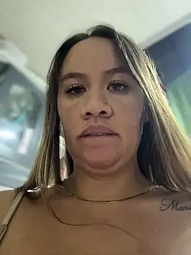 Snapshot of Emiily_lee chatting on December 2025 03:46:02 AM Emiily lee online show from December 2025 03:46:02 AM