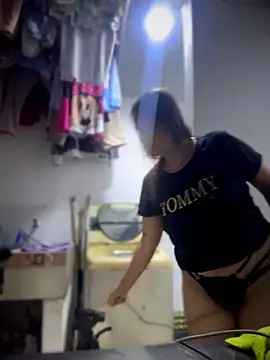 Emiily lee online show from June 2026 09:21:01 AM
