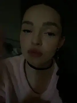 Snapshot of AnaWest chatting on February 2025 08:35:01 AM AnaWest online show from February 2025 08:35:01 AM