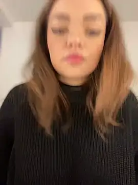 Snapshot of AnaWest chatting on March 2025 06:03:01 AM AnaWest online show from March 2025 06:03:01 AM