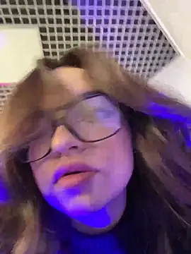 Snapshot of AnaWest chatting on March 2025 12:57:02 PM AnaWest online show from March 2025 12:57:02 PM