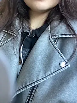 Snapshot of AnaWest chatting on September 2025 05:34:02 AM AnaWest online show from September 2025 05:34:02 AM