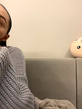 AnaWest online show from December 2025 04:32:01 AM