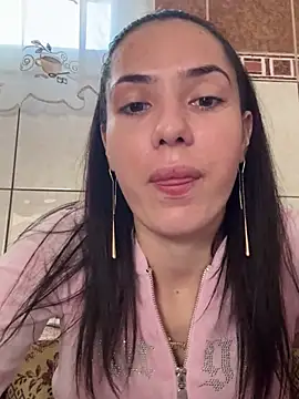Snapshot of Emmapmg chatting on March 2025 08:45:01 AM Emmapmg online show from March 2025 08:45:01 AM