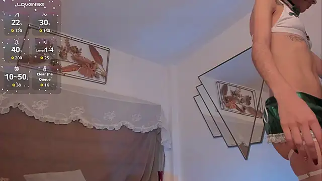 Snapshot of BonnieCute_ chatting on October 2025 12:30:01 AM BonnieCute online show from October 2025 12:30:01 AM