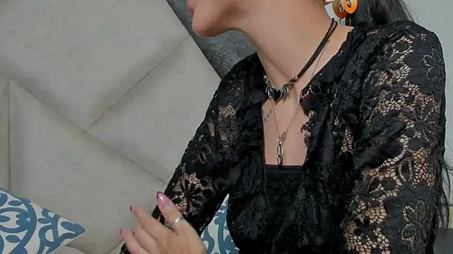 BonnieCute  online show from June 2026 12:00:01 AM