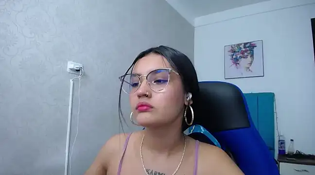 Snapshot of antonella_sweetlittle chatting on January 2025 06:35:01 PM antonella sweetlittle online show from January 2025 06:35:01 PM