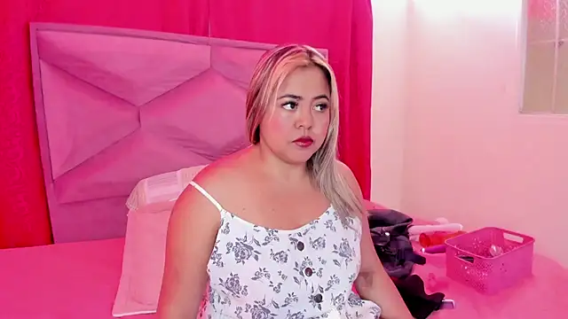 GraceJansenn online show from January 2025 12:50:01 PM