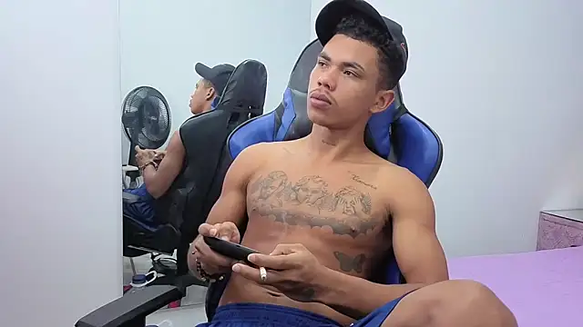 Snapshot of scarce_candy69 chatting on November 2025 02:28:02 PM scarce candy69 online show from November 2025 02:28:02 PM