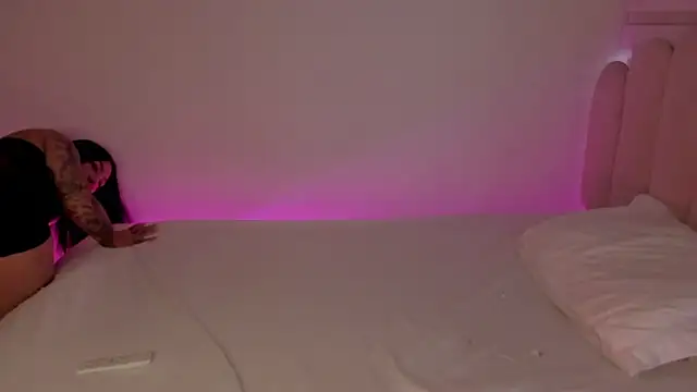 Cataleyasweet 19 online show from October 2025 05:02:02 PM