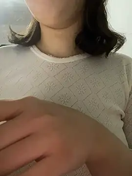 Snapshot of farah-36 chatting on January 2025 12:48:02 AM farah-36 online show from January 2025 12:48:02 AM