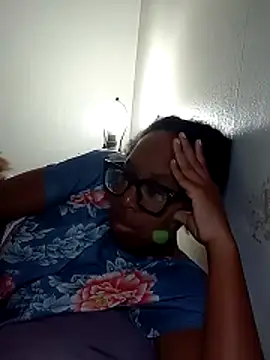 Snapshot of madamsensuale chatting on December 2025 03:03:01 AM madamsensuale online show from December 2025 03:03:01 AM