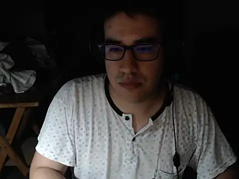 Snapshot of thealfawolf01 chatting on March 2025 12:16:02 AM thealfawolf01 online show from March 2025 12:16:02 AM