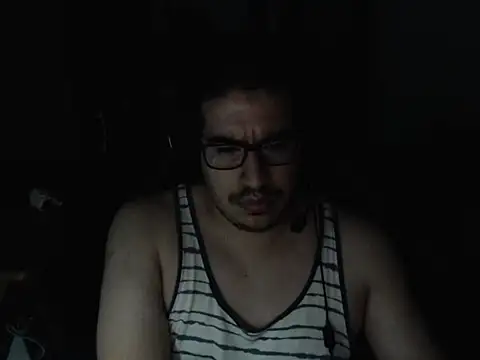 thealfawolf01 online show from March 2026 11:33:01 PM