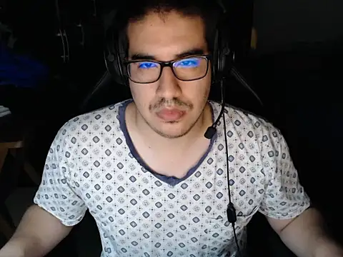 thealfawolf01 online show from June 2026 08:16:01 AM