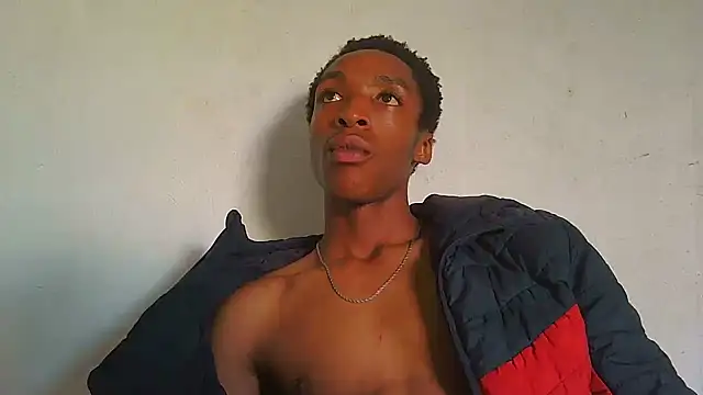 Snapshot of FullyxLoaded chatting on May 2026 11:49:01 AM FullyxLoaded online show from May 2026 11:49:01 AM