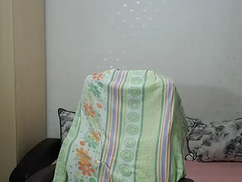 Snapshot of PrinceEagle chatting on December 2025 07:10:02 PM PrinceEagle online show from December 2025 07:10:02 PM