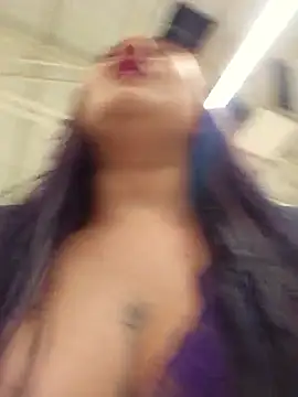 Snapshot of Blushing_Katy chatting on March 2026 12:04:01 AM Blushing Katy online show from March 2026 12:04:01 AM