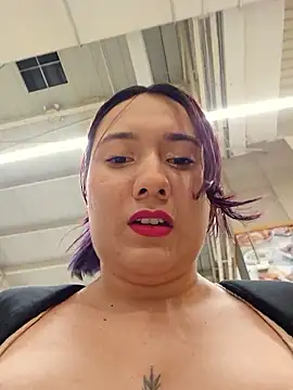 Snapshot of Blushing_Katy chatting on March 2026 12:03:02 AM Blushing Katy online show from March 2026 12:03:02 AM