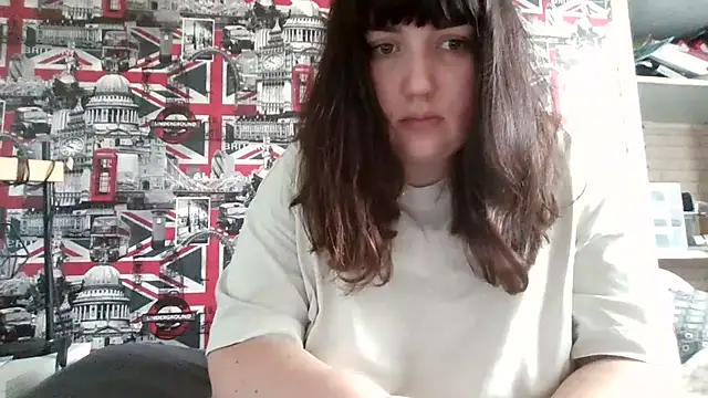 Lynylou online show from September 2025 02:40:01 PM