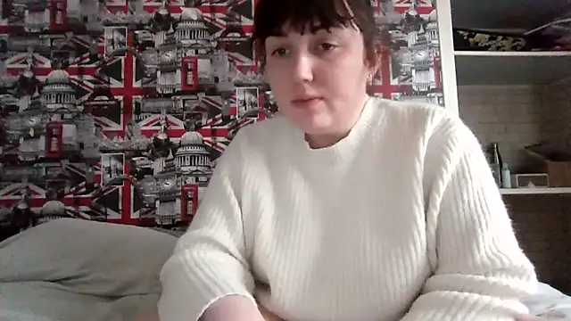 Lynylou online show from January 2026 01:02:01 PM