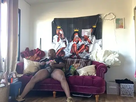 Snapshot of bigshh8 chatting on October 2025 05:57:02 PM bigshh8 online show from October 2025 05:57:02 PM