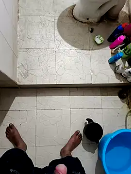 Snapshot of ayushdas7482 chatting on November 2025 09:35:01 PM ayushdas7482 online show from November 2025 09:35:01 PM