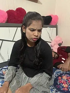 hottiess69 online show from February 2025 06:47:02 PM