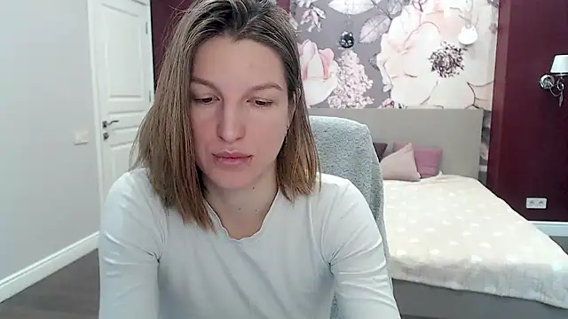 Snapshot of EmilyWalkeri chatting on February 2025 07:56:02 AM EmilyWalkeri online show from February 2025 07:56:02 AM