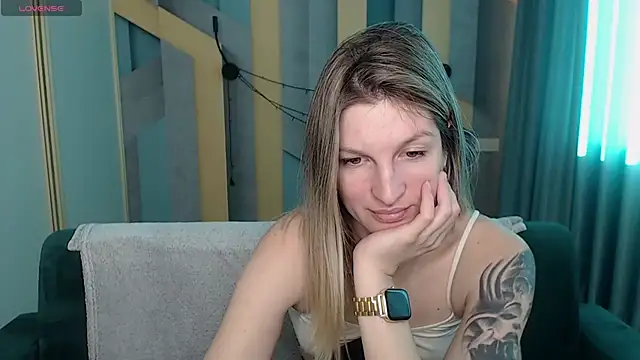 EmilyWalkeri online show from February 2026 08:07:02 AM